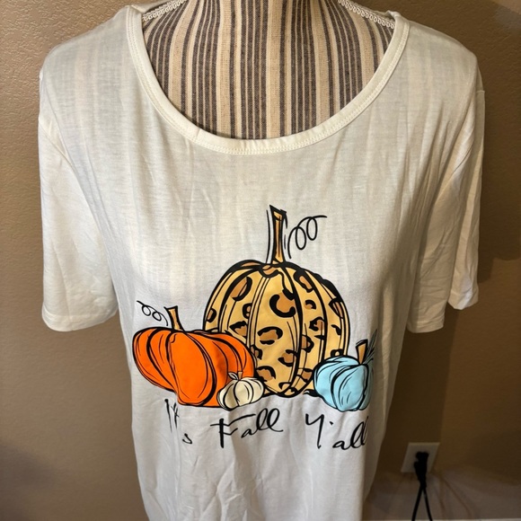NWOT Fall Graphic T-Shirt XL White with Pumpkins “It’s Fall Y’all” Rayon Stretch - Picture 2 of 13